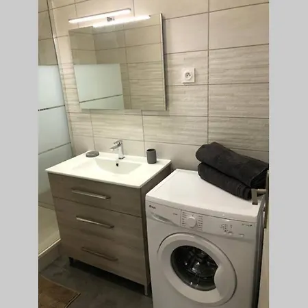 Knf House - Superbe T2 Duplex, à 5min Des Arènes Apartamento Nîmes
