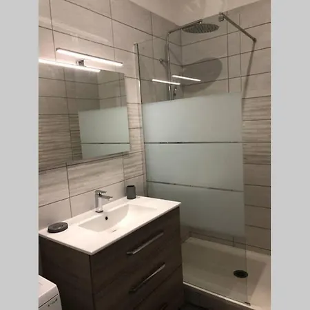 Knf House - Superbe T2 Duplex, à 5min Des Arènes